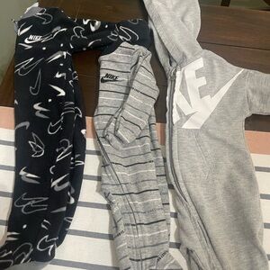 Nike Onesie Buddle